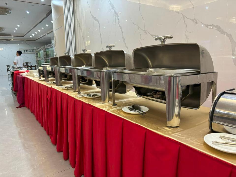 Lido De Paris Hotel Manila Ngoại thất bức ảnh