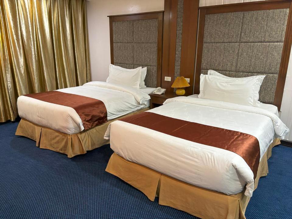 Lido De Paris Hotel Manila Ngoại thất bức ảnh
